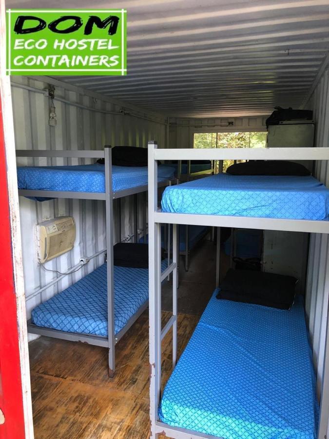 Dom Eco Hostel Containers Sao Sebastiao  Exteriör bild