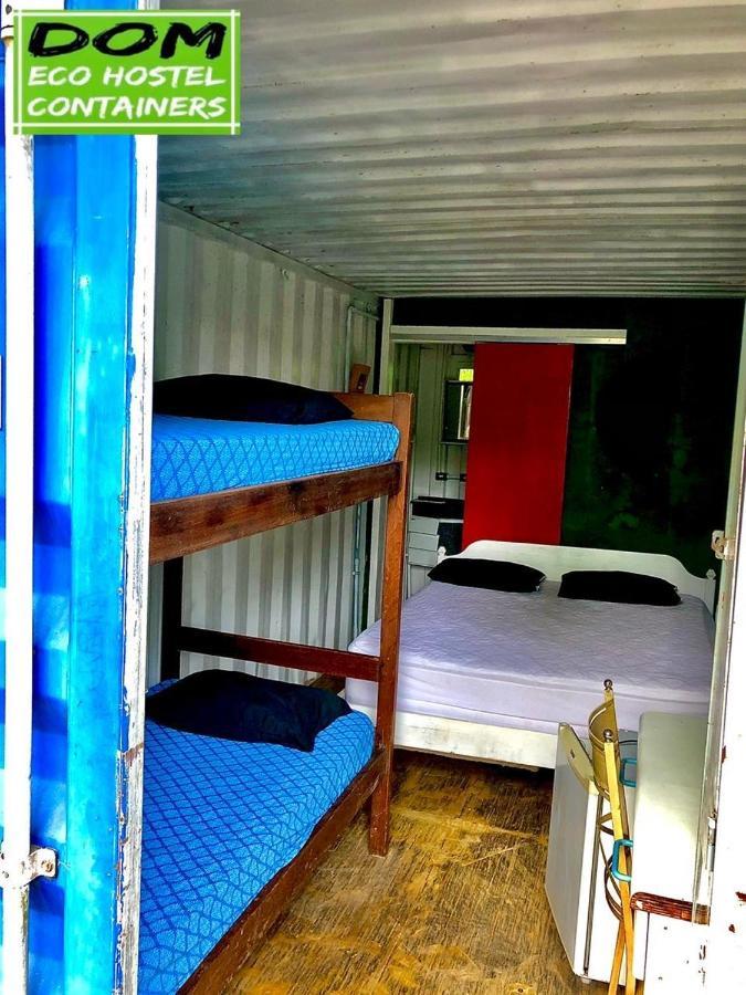 Dom Eco Hostel Containers Sao Sebastiao  Exteriör bild