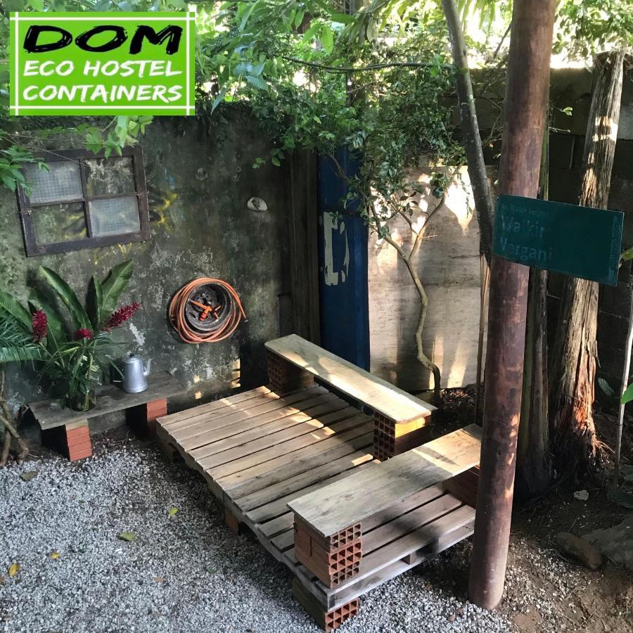Dom Eco Hostel Containers Sao Sebastiao  Exteriör bild